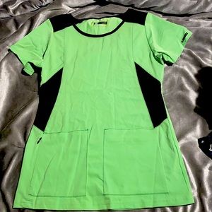 Wonderwink scrubs in extra small and small.